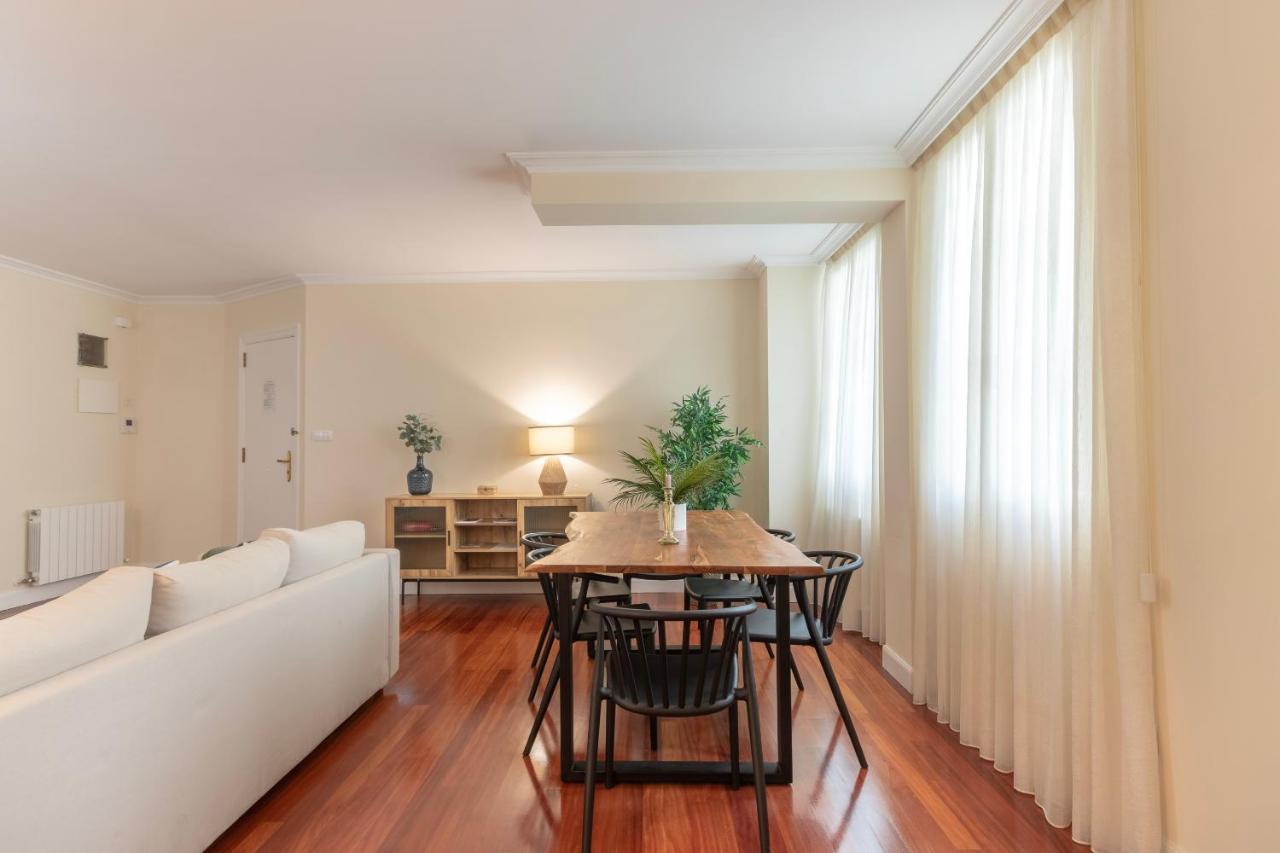 Akomodat En Apartamento En El Centro De Bilbao Con Parking Екстер'єр фото
